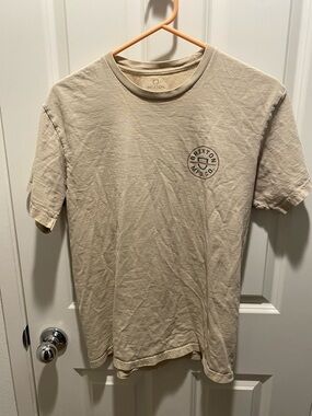 Brixton Short Sleeve Crewneck Tee in Sandstone